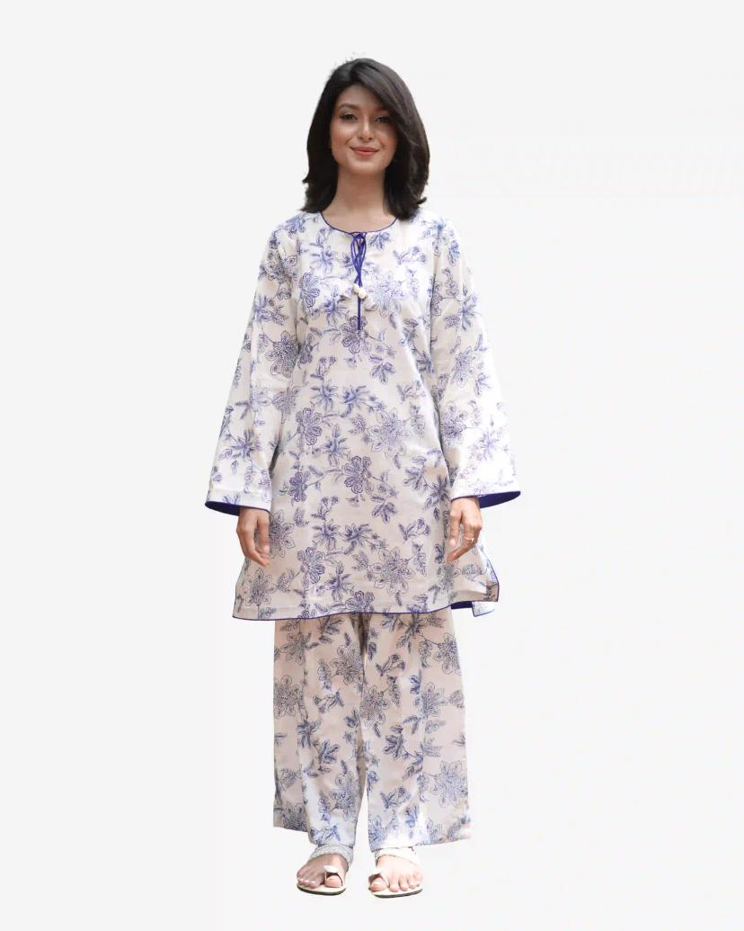 AURA Women's Co-Ords Set: Comfortable Cotton 2-Piece with Beautiful Neck Design